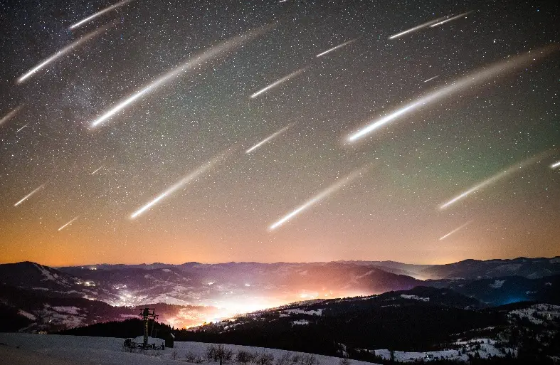 Everything Meteors with Dino snacks